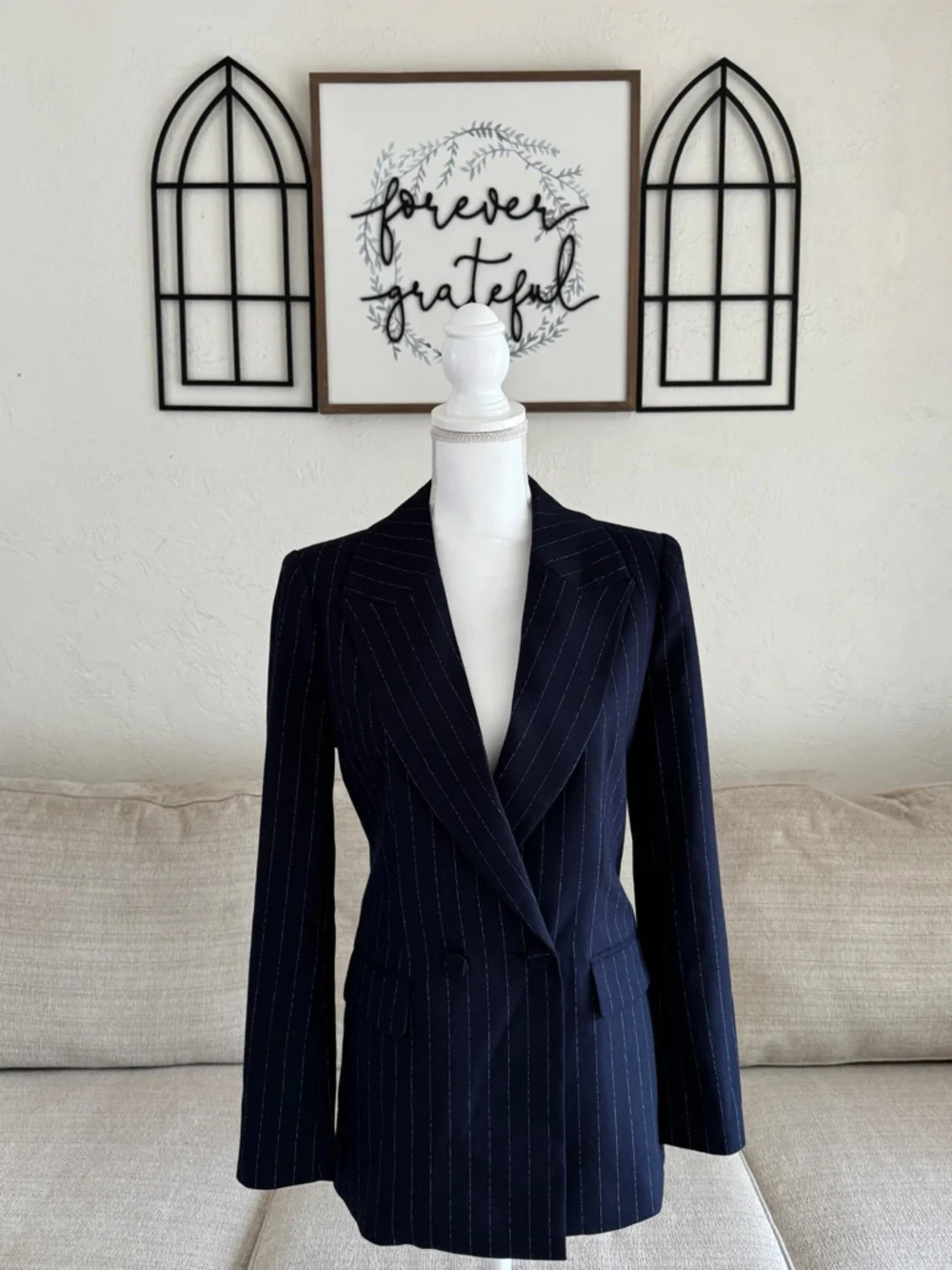 FAVORITE DAUGHTER The Suits You Blazer In Classic Navy Pinstripe Size S - Picture 5 of 15